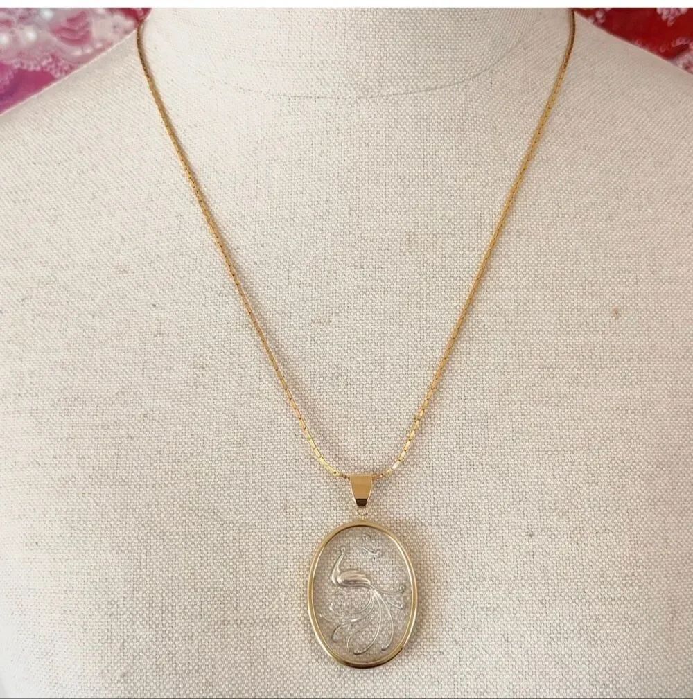Vintage Park Lane Iridescent Reverse Carved Lucite Bird Pendant Necklace